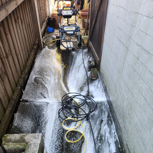 pressure washing cleaning